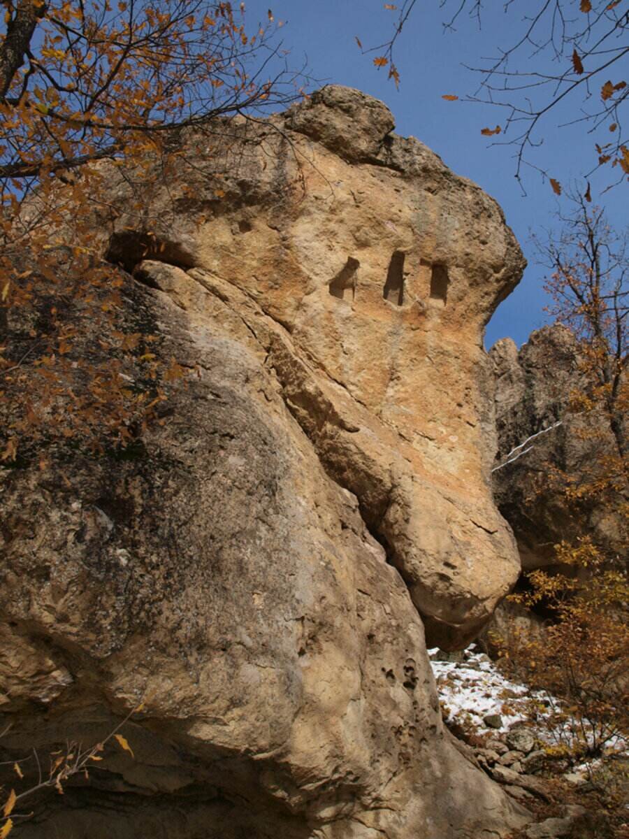 Трапецовидни ниши - Душка