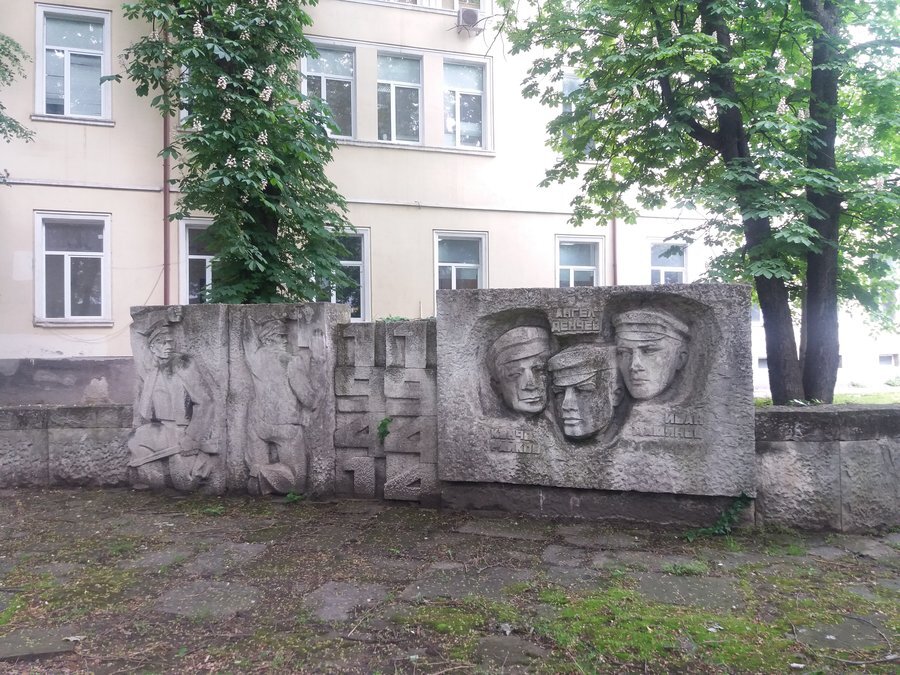Паметник на загиналите - Габрово