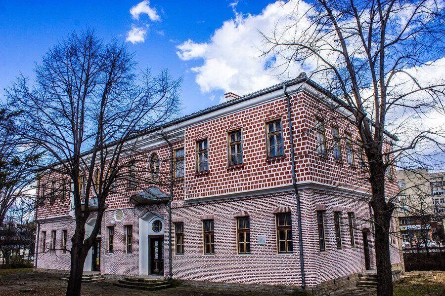 Славейковото училище - Търговище